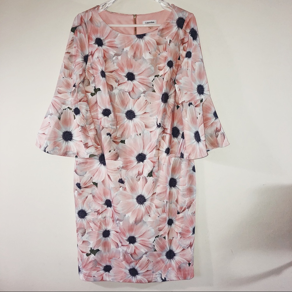 COPY - Calvin Klein Peach Floral Cocktail Dress (…
